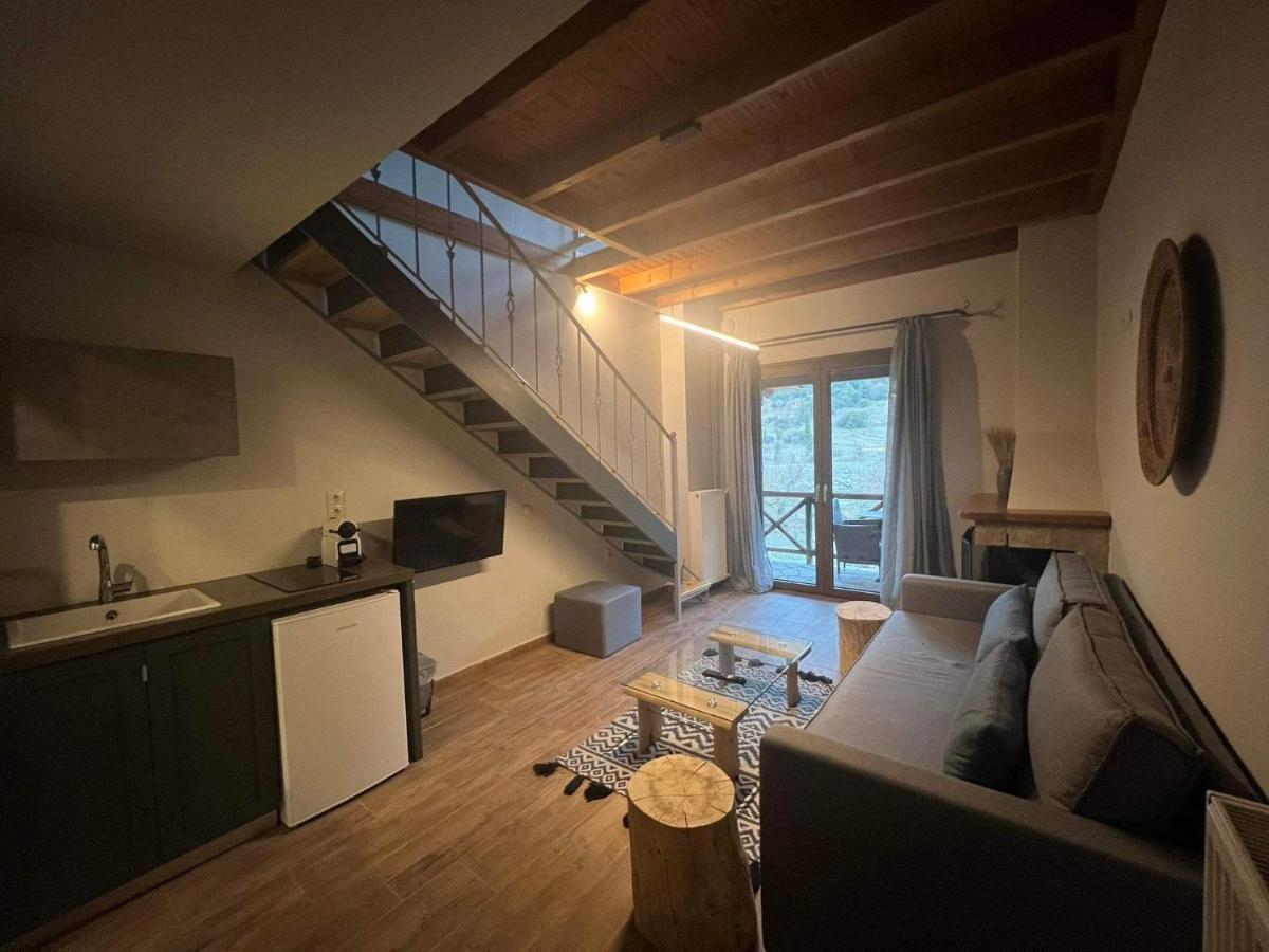 Guesthouse Mouses Kalavryta Dış mekan fotoğraf
