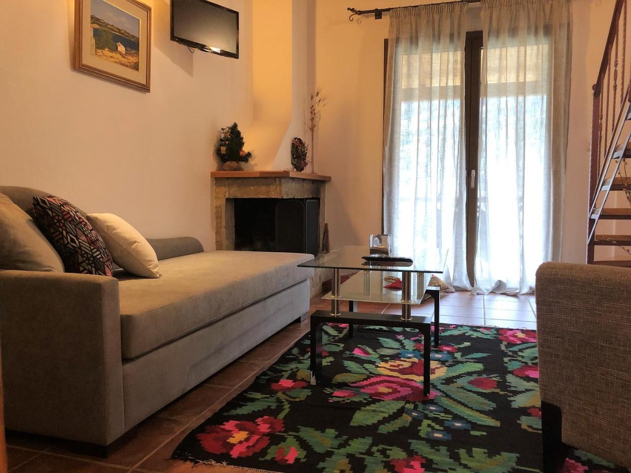 Guesthouse Mouses Kalavryta Dış mekan fotoğraf