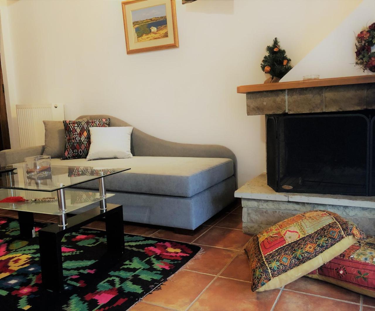 Guesthouse Mouses Kalavryta Dış mekan fotoğraf